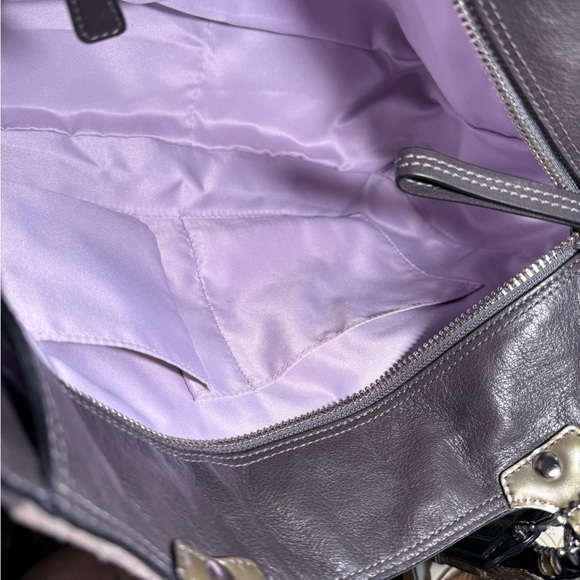 Coach Handbag - Picture 8 of 9